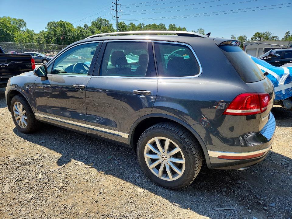 Продаж на аукціоні авто 2016 Volkswagen Touareg, vin: WVGEF9BP4GD010273, номер лоту: 62991806