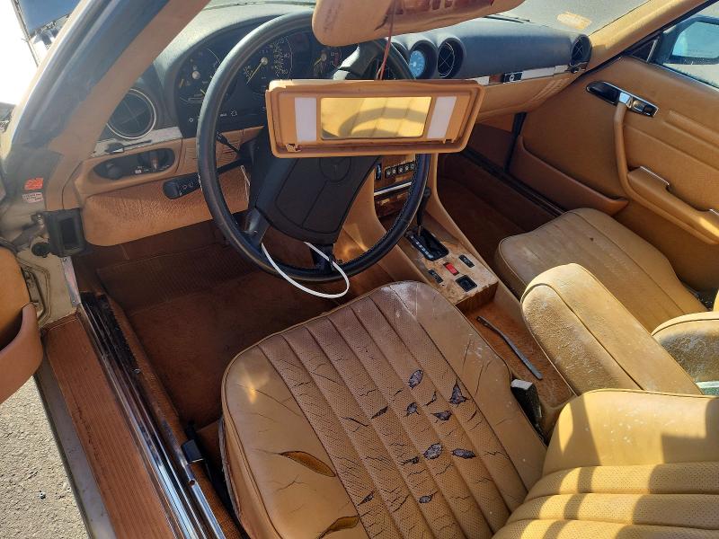 60715086 :رقم المزاد ، WDBBA48D9JA088576 vin ، 1988 Mercedes-benz 560 مزاد بيع