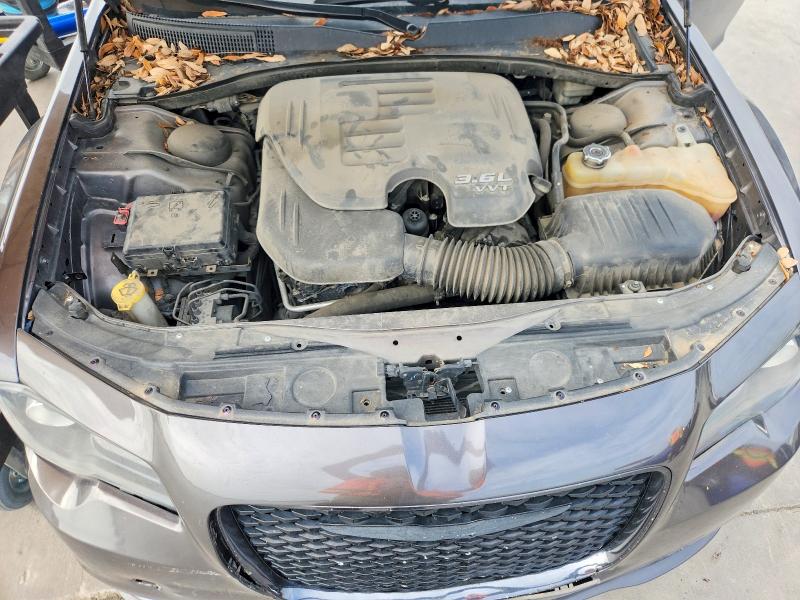 2015 Chrysler 300 მანქანა იყიდება აუქციონზე, vin: 2C3CCAGG1FH767460, აუქციონის ნომერი: 62754936