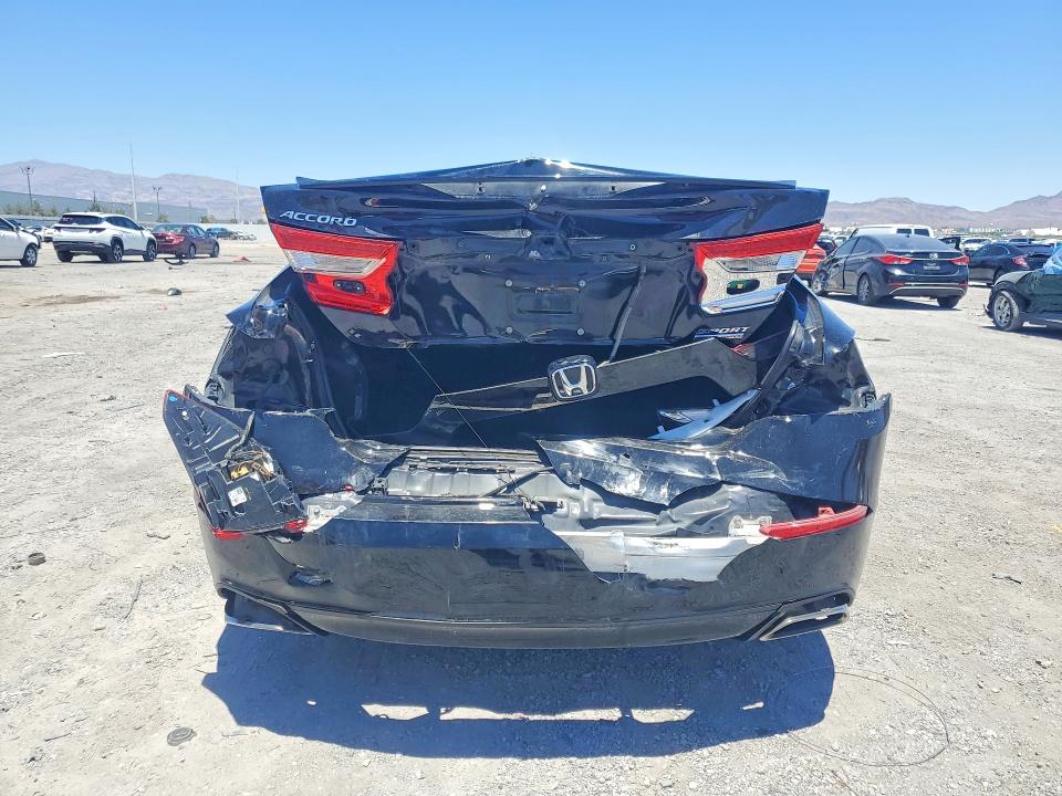 60438596 :رقم المزاد ، 1HGCV1F45NA098511 vin ، 2022 Honda Accord مزاد بيع