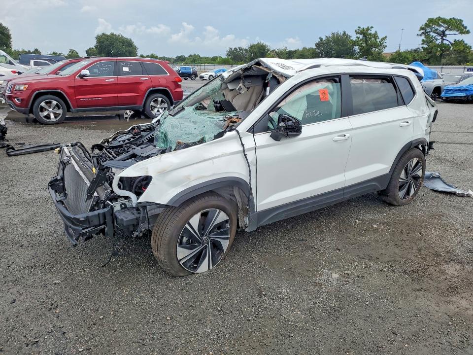 63641416 :رقم المزاد ، 3VVUC7B29TM030228 vin ، 2026 Volkswagen Taos مزاد بيع