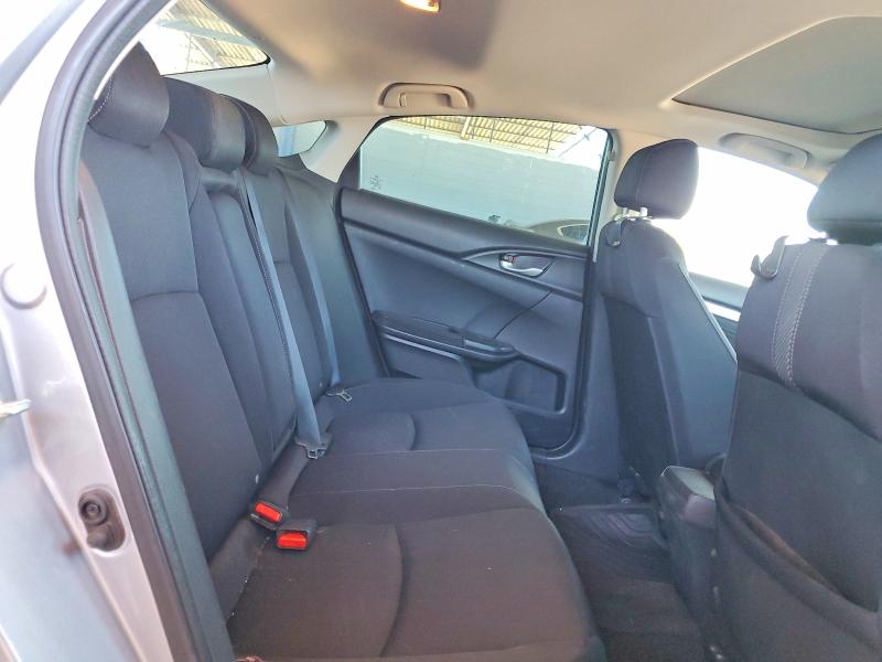 62341666 :رقم المزاد ، 19XFC2F71JE041277 vin ، 2018 Honda Civic مزاد بيع