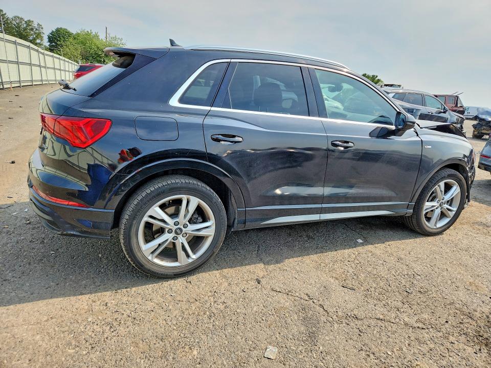 Продажа на аукционе авто 2022 Audi Q3, vin: WA1DECF32N1010286, номер лота: 61065786