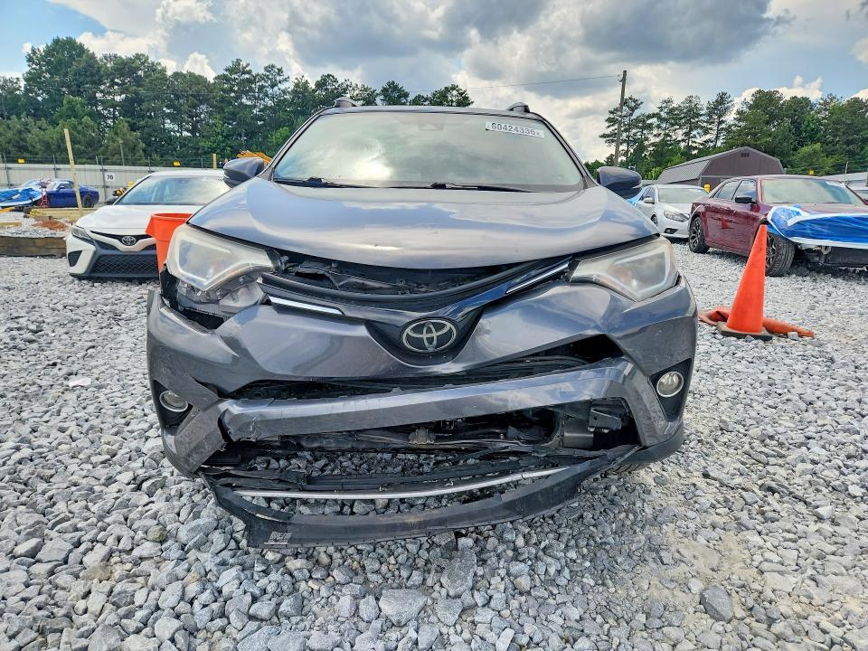 Продаж на аукціоні авто 2017 Toyota Rav4, vin: JTMWFREV9HD094689, номер лоту: 60424336