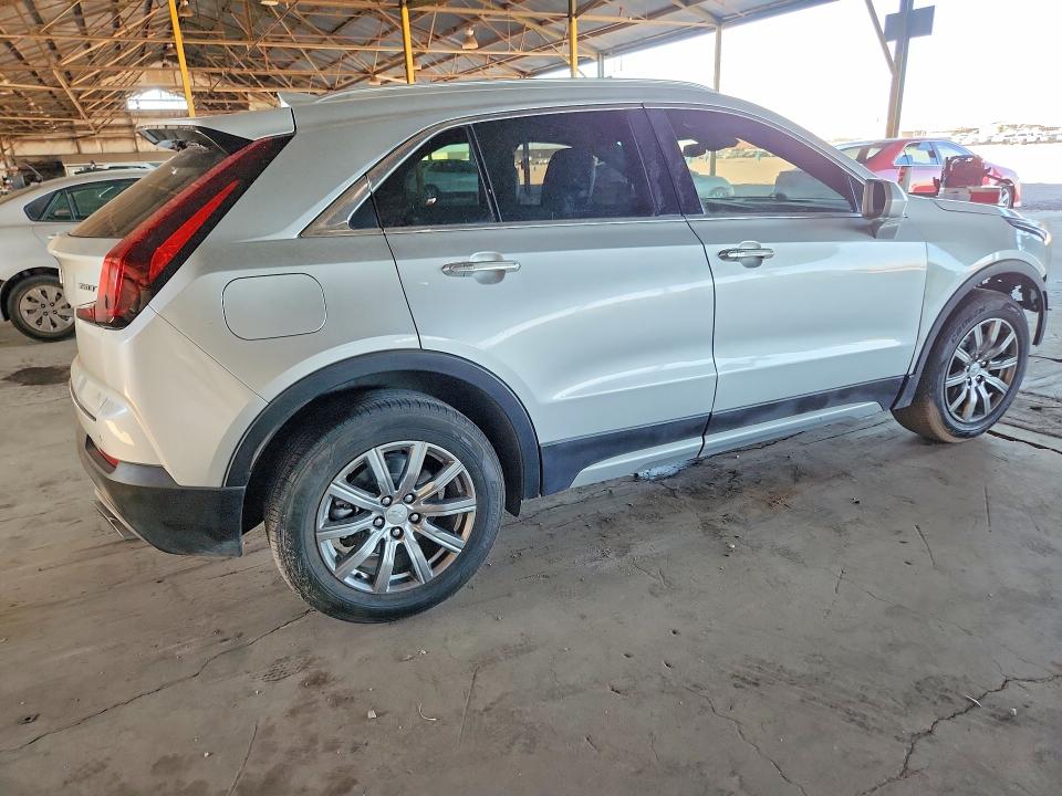59667086 :رقم المزاد ، 1GYFZCR42LF027235 vin ، 2020 Cadillac Xt4 مزاد بيع