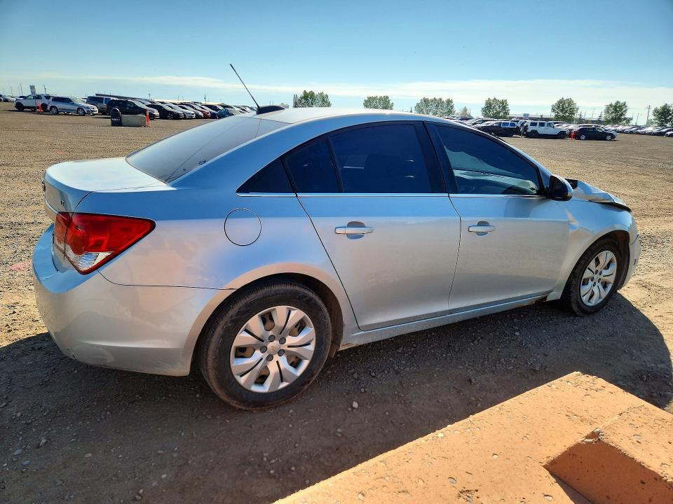 61424916 :رقم المزاد ، 1G1PE5SB6G7173611 vin ، 2016 Chevrolet Cruze Limited مزاد بيع