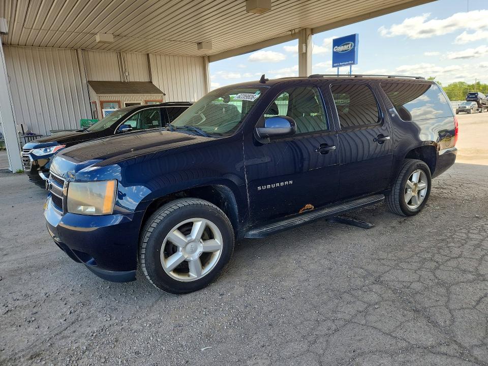 2008 Chevrolet Suburban მანქანა იყიდება აუქციონზე, vin: 3GNFK16308G174936, აუქციონის ნომერი: 62289806