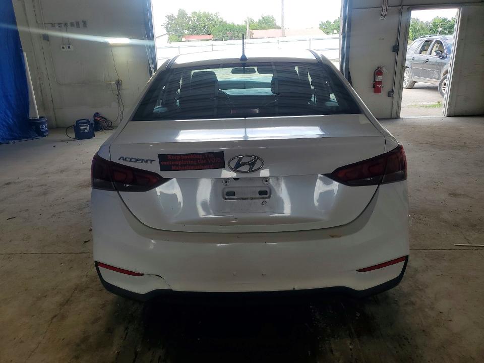 Продажа на аукционе авто 2018 Hyundai Accent, vin: 3KPC24A34JE010594, номер лота: 61731006