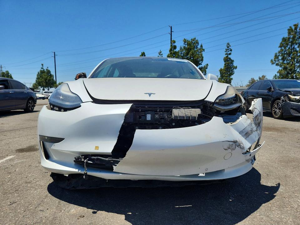 2018 Tesla Model 3 მანქანა იყიდება აუქციონზე, vin: 5YJ3E1EA1JF162101, აუქციონის ნომერი: 60524326