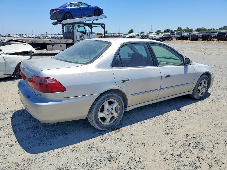 Aukcja sprzedaży 1998 Honda Accord, vin: 1HGCG6676WA105873, numer aukcji: 61713556