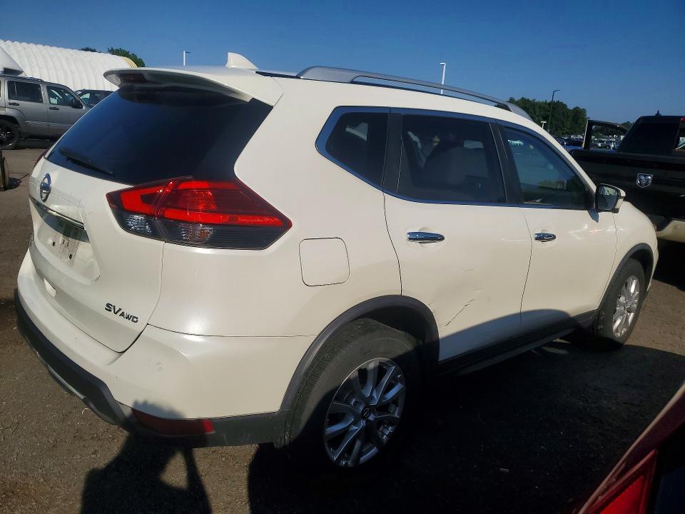 2017 Nissan Rogue მანქანა იყიდება აუქციონზე, vin: JN8AT2MV5HW255902, აუქციონის ნომერი: 60479006