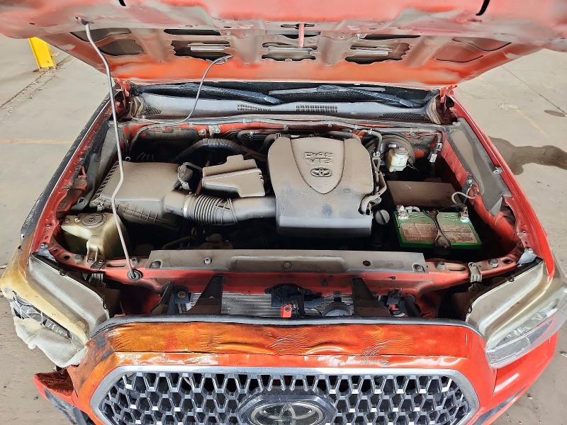 2016 Toyota Tacoma მანქანა იყიდება აუქციონზე, vin: 5TFDZ5BN0GX010817, აუქციონის ნომერი: 61606926