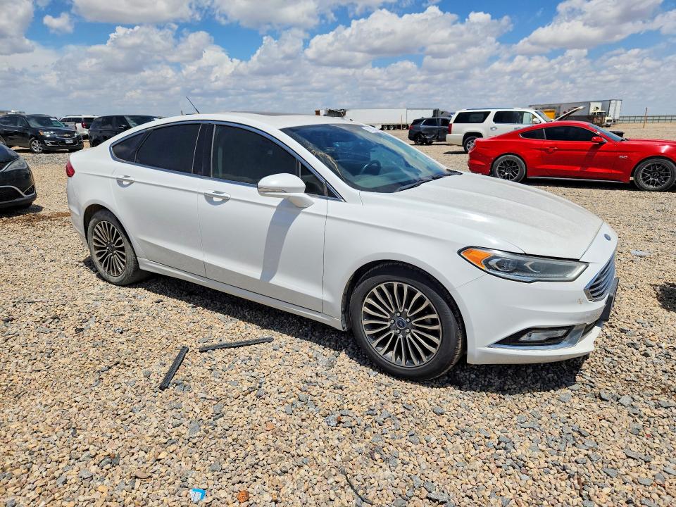 61742356 :رقم المزاد ، 3FA6P0D91JR123859 vin ، 2018 Ford Fusion مزاد بيع