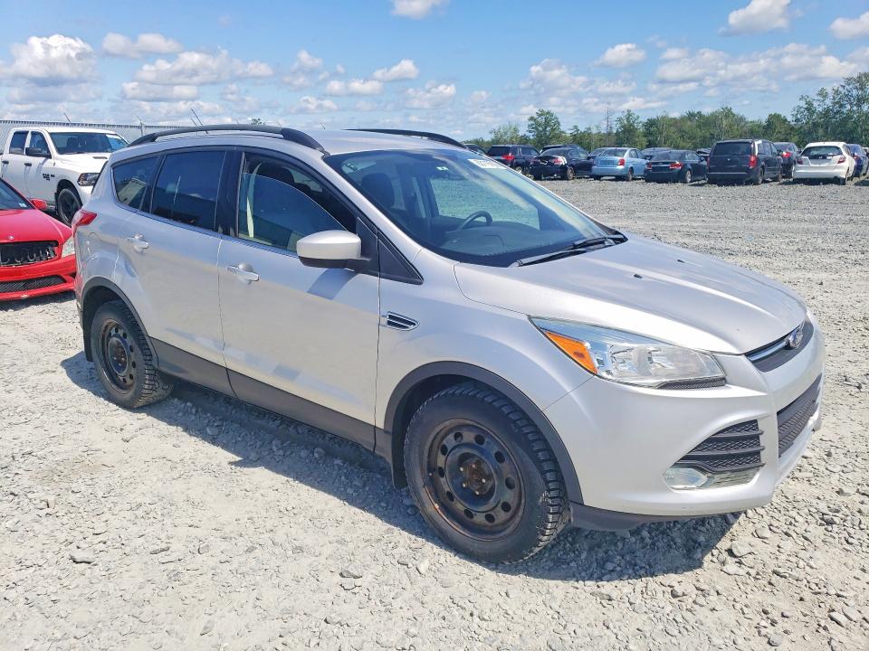 63118086 :رقم المزاد ، 1FMCU9G90GUC15368 vin ، 2016 Ford Escape مزاد بيع