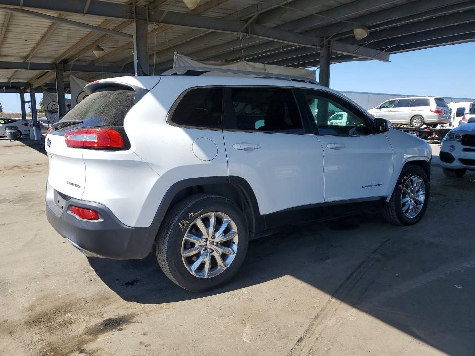 61599986 :رقم المزاد ، 1C4PJLDS9FW553437 vin ، 2015 Jeep Cherokee مزاد بيع
