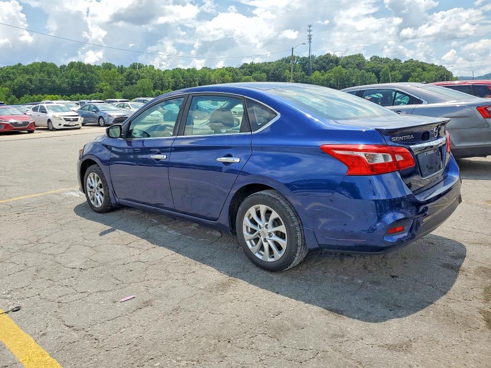 Продажа на аукционе авто 2018 Nissan Sentra, vin: 3N1AB7AP6JY218151, номер лота: 61183256