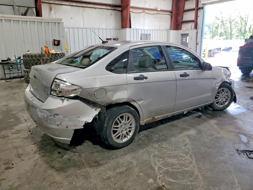 63349106 :رقم المزاد ، 1FAHP3FN5AW285091 vin ، 2010 Ford Focus مزاد بيع