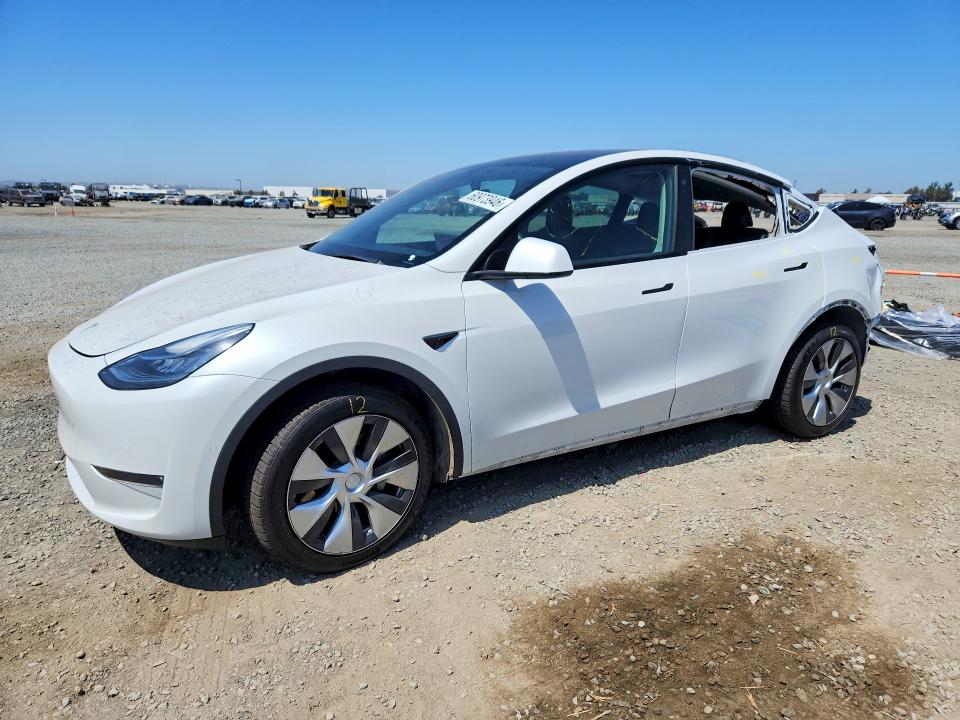 60973946 :رقم المزاد ، 7SAYGDEE9NF364276 vin ، 2022 Tesla Model Y مزاد بيع