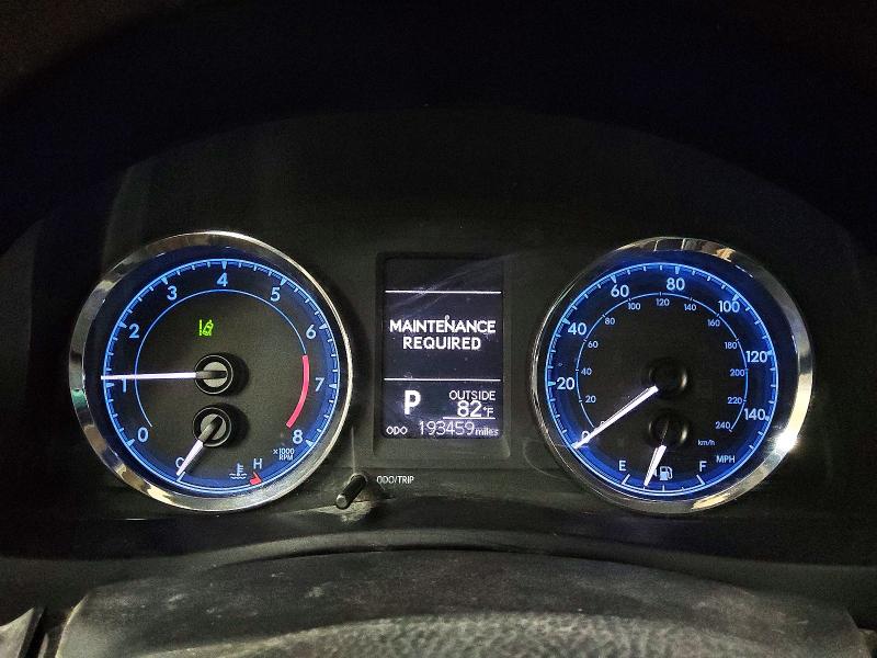 61195836 :رقم المزاد ، 5YFBURHE9HP645684 vin ، 2017 Toyota Corolla مزاد بيع