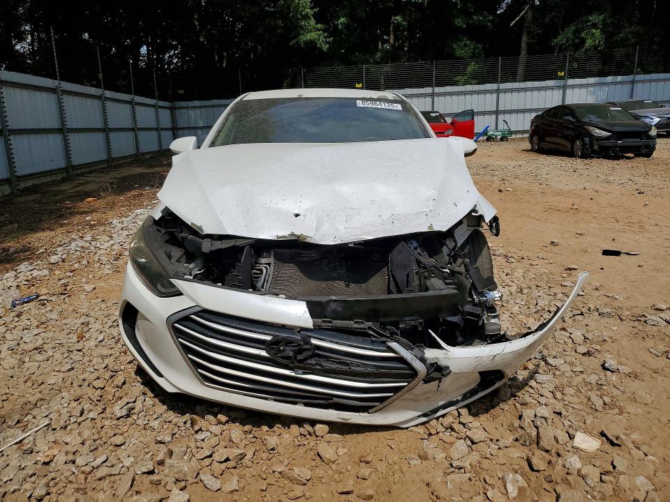 85964135 :رقم المزاد ، 5NPD84LF5JH389529 vin ، 2018 Hyundai Elantra مزاد بيع