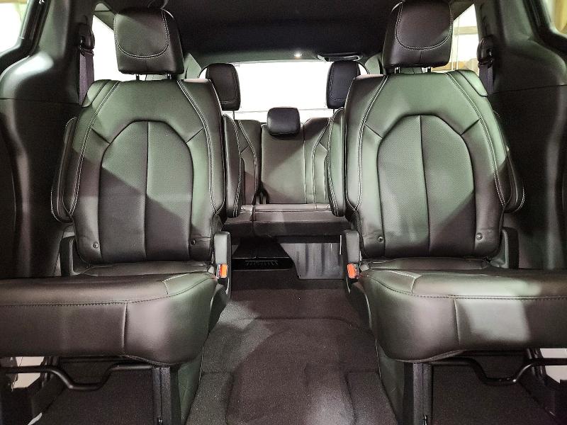63465356 :رقم المزاد ، 2C4RC1BG1VR576675 vin ، 2027 Chrysler Pacifica مزاد بيع