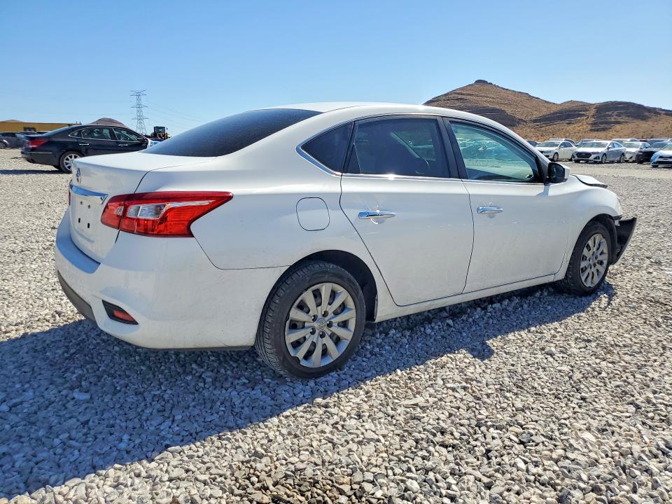 60063096 :رقم المزاد ، 3N1AB7AP8JY294695 vin ، 2018 Nissan Sentra مزاد بيع