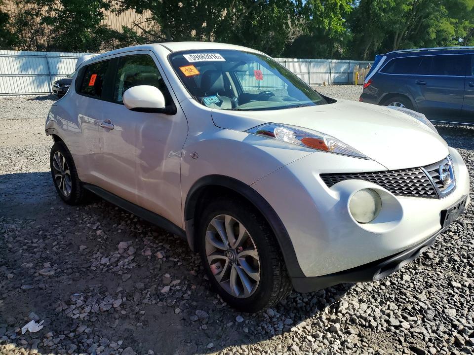 59863916 :رقم المزاد ، JN8AF5MV8BT026115 vin ، 2011 Nissan Juke مزاد بيع