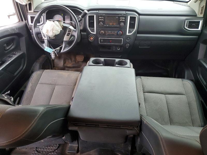 Aukcja sprzedaży 2018 Nissan Titan, vin: 1N6AA1EK6JN543341, numer aukcji: 61913026