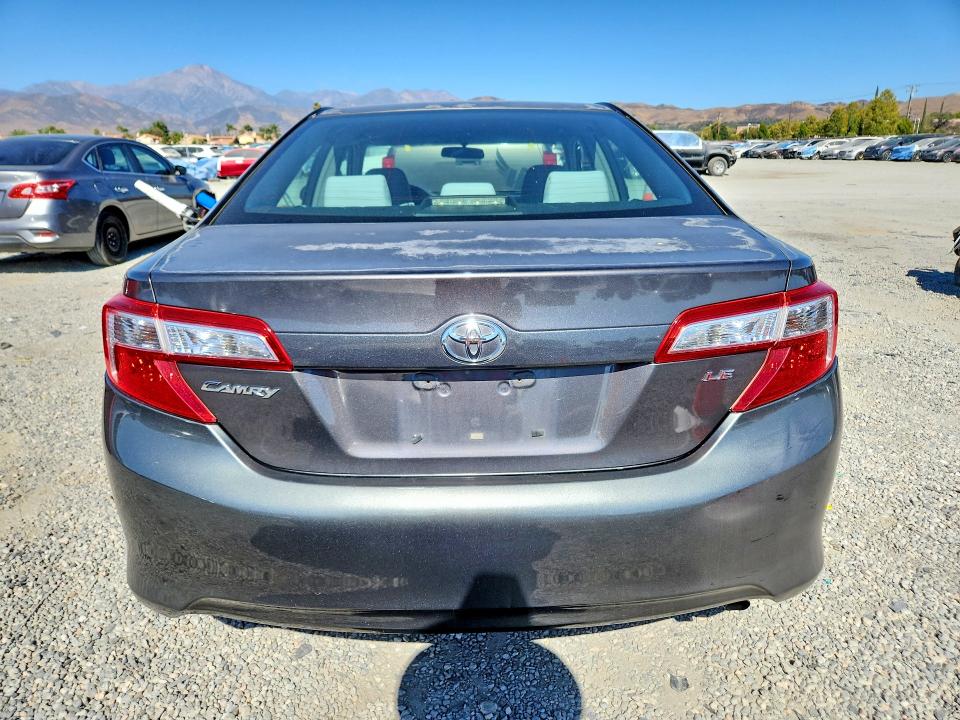 59823386 :رقم المزاد ، 4T4BF1FK5CR240293 vin ، 2012 Toyota Camry مزاد بيع