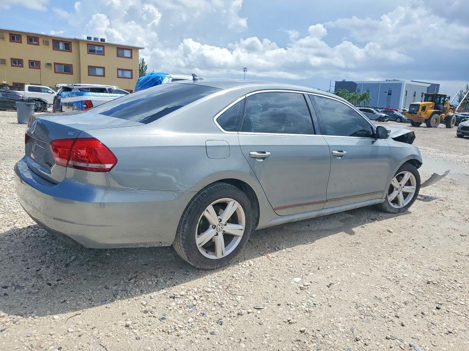 59991026 :رقم المزاد ، 1VWBH7A37DC104733 vin ، 2013 Volkswagen Passat مزاد بيع