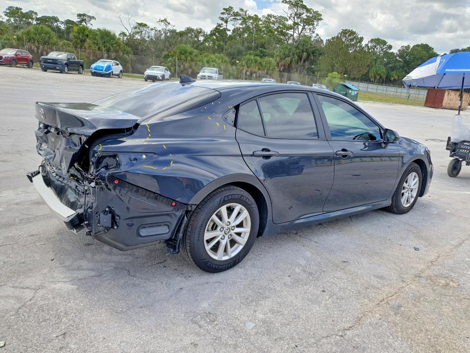 Продажа на аукционе авто 2026 Toyota Camry, vin: 4T1DAACK5TU674638, номер лота: 61538366