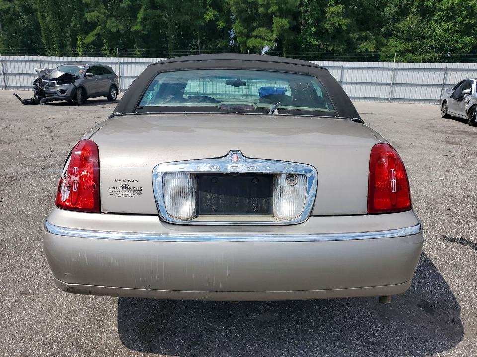Aukcja sprzedaży 2001 Lincoln Town Car, vin: 1LNHM81W31Y632823, numer aukcji: 61882896