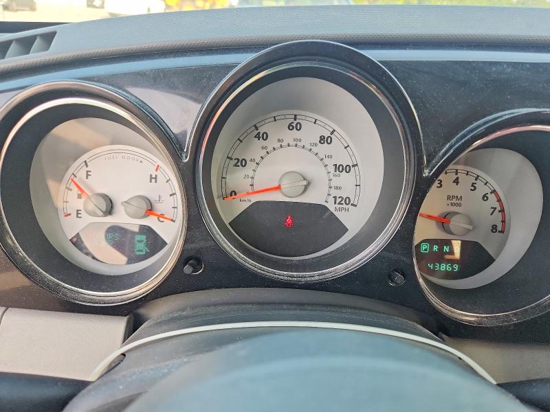60354896 :رقم المزاد ، 3A4GY5F99AT205731 vin ، 2010 Chrysler Pt Cruiser مزاد بيع