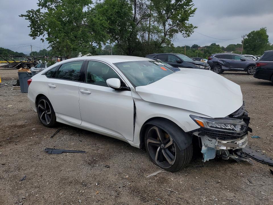Продажа на аукционе авто 2020 Honda Accord, vin: 1HGCV1F3XLA111905, номер лота: 61672626