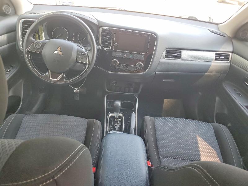 62520246 :رقم المزاد ، JA4AD3A33HZ024006 vin ، 2017 Mitsubishi Outlander مزاد بيع