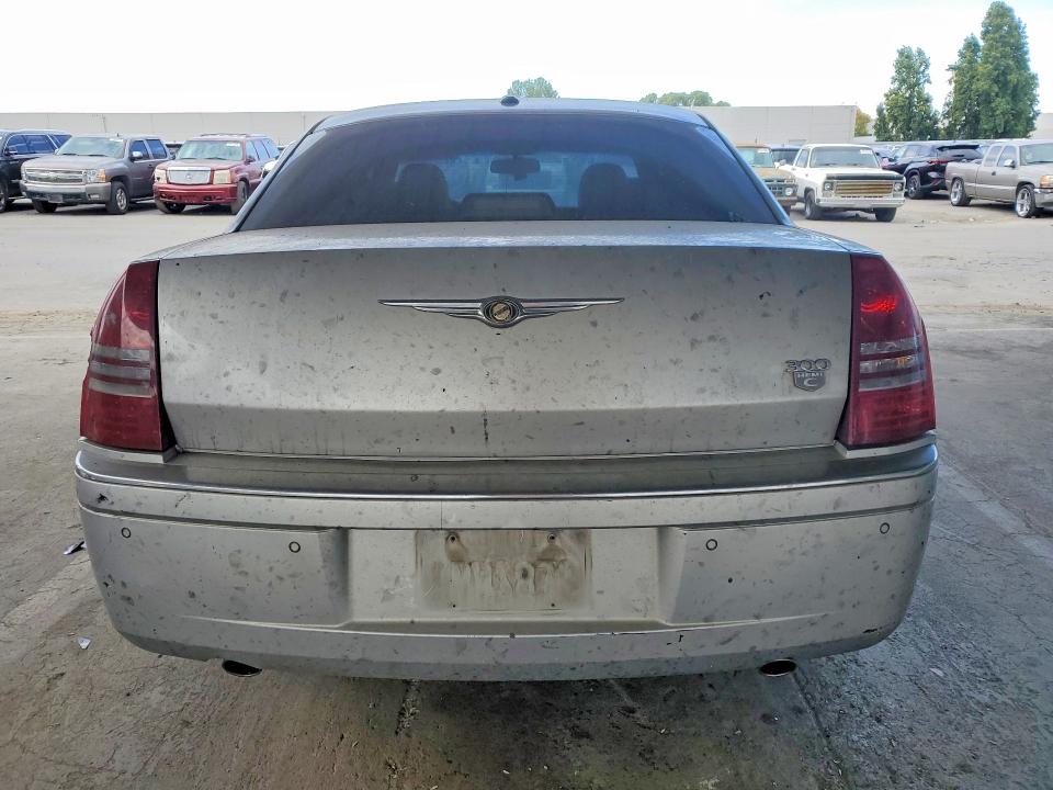60682496 :رقم المزاد ، 2C3KA63H16H370375 vin ، 2006 Chrysler 300c مزاد بيع