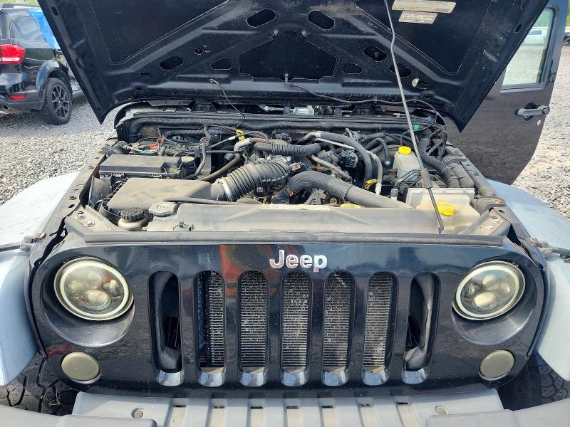 2011 Jeep Wrangler Unlimited მანქანა იყიდება აუქციონზე, vin: 1J4HA3H1XBL586653, აუქციონის ნომერი: 62721456