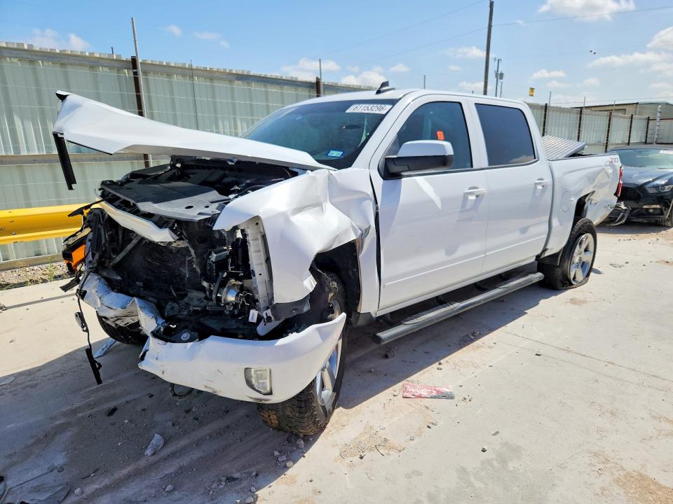 2018 Chevrolet Silverado მანქანა იყიდება აუქციონზე, vin: 3GCUKREC2JG408323, აუქციონის ნომერი: 61153296