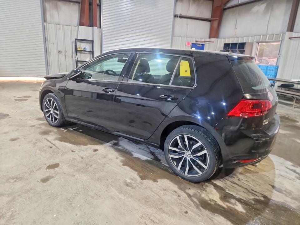 61180986 :رقم المزاد ، 3VW217AU9HM072286 vin ، 2017 Volkswagen Golf مزاد بيع