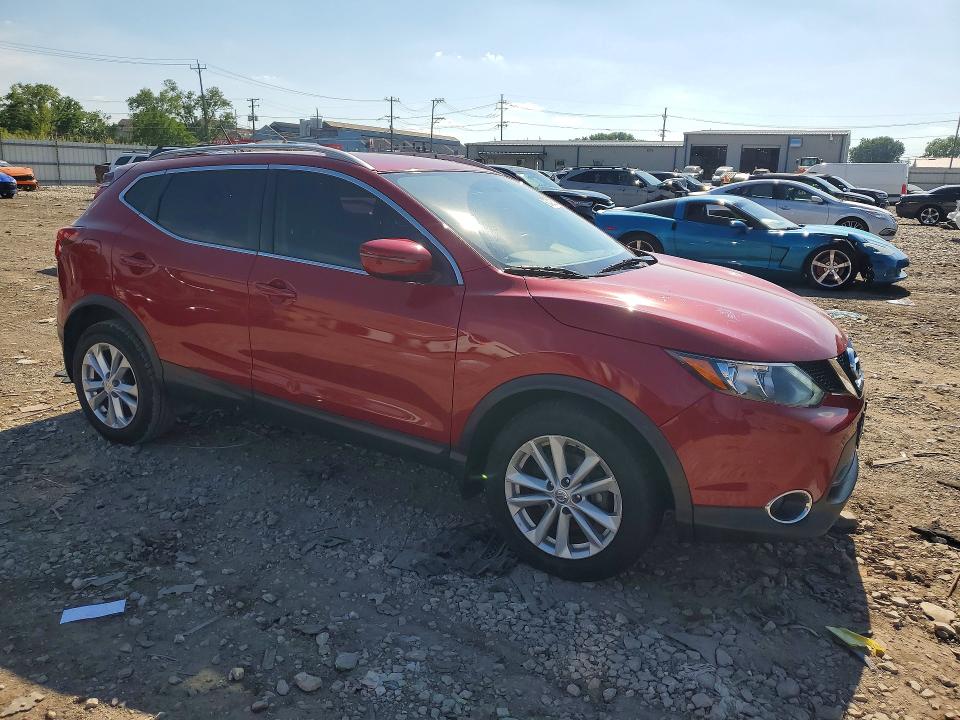 60423506 :رقم المزاد ، JN1BJ1CR9HW110496 vin ، 2017 Nissan Rogue Sport مزاد بيع