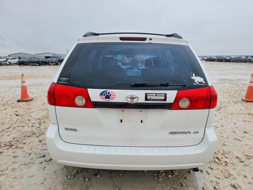 61060176 :رقم المزاد ، 5TDZK23C88S214651 vin ، 2008 Toyota Sienna مزاد بيع