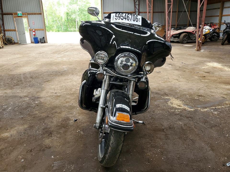59546706 :رقم المزاد ، 5HD1FC4A1AB642280 vin ، 2010 Harley-davidson Flhtcu مزاد بيع