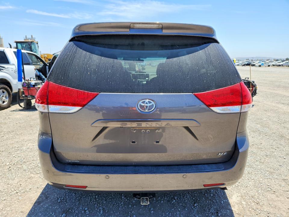 Aukcja sprzedaży 2014 Toyota Sienna, vin: 5TDYK3DC8ES425246, numer aukcji: 60483326