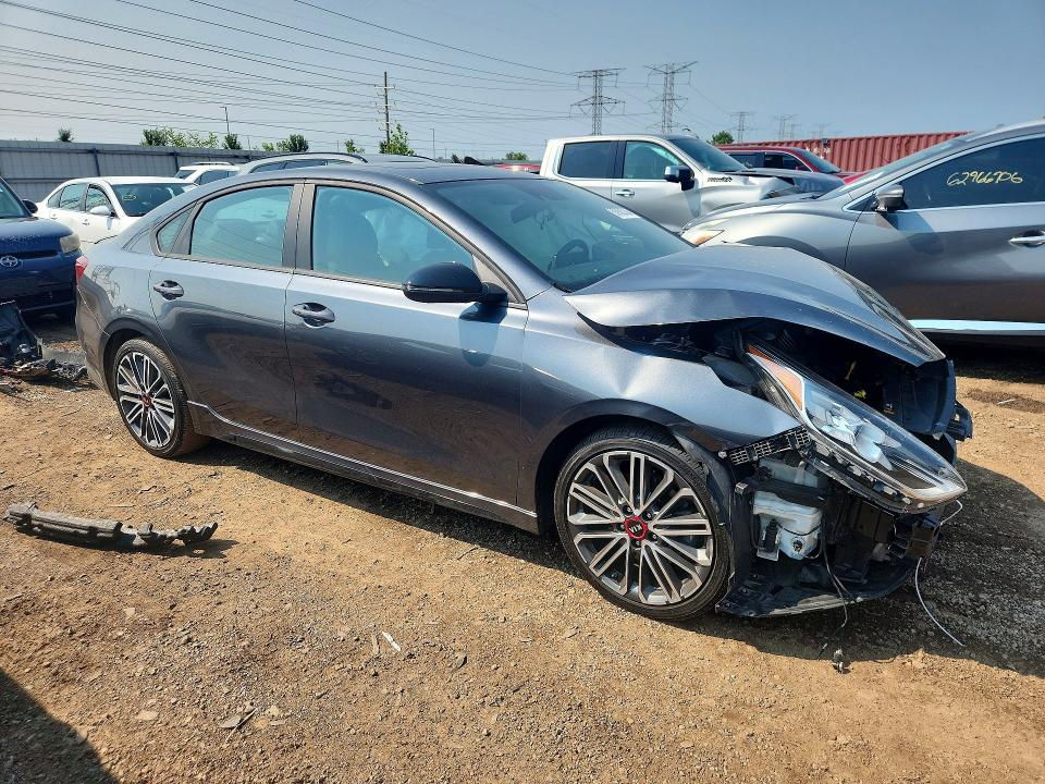 2021 Kia Forte მანქანა იყიდება აუქციონზე, vin: 3KPF44AC2ME394645, აუქციონის ნომერი: 62902036