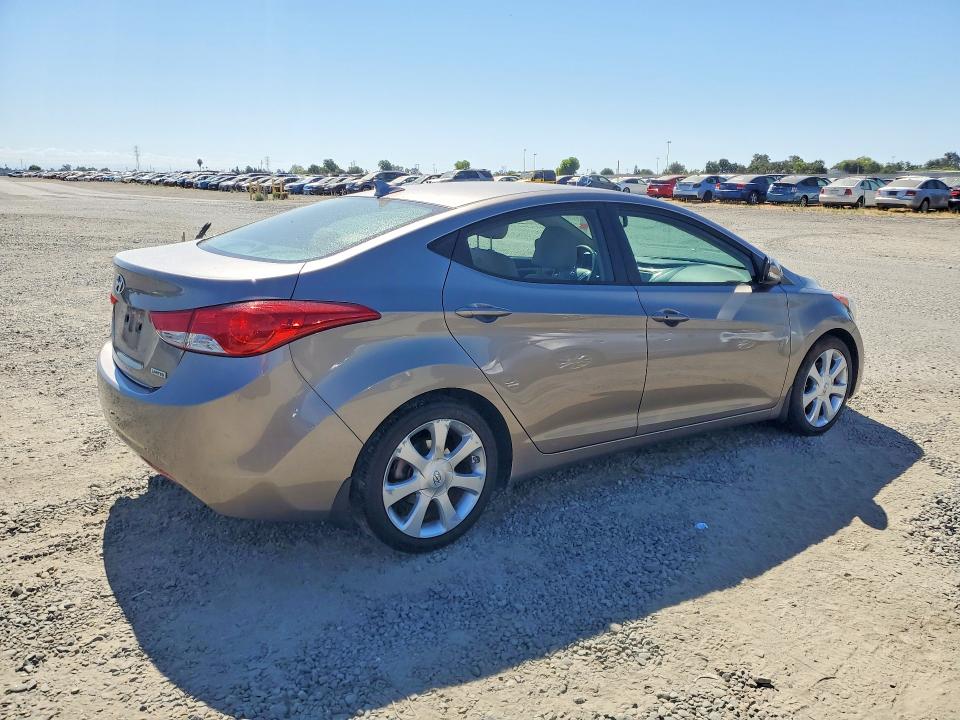 61386866 :رقم المزاد ، 5NPDH4AE9DH248882 vin ، 2013 Hyundai Elantra مزاد بيع