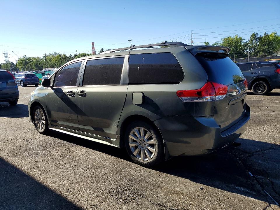 Aukcja sprzedaży 2014 Toyota Sienna, vin: 5TDJK3DC9ES089219, numer aukcji: 60715056
