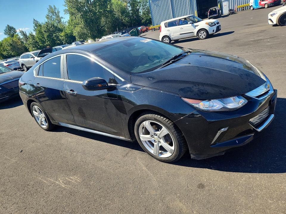 62689116 :رقم المزاد ، 1G1RA6S58HU105446 vin ، 2017 Chevrolet Volt مزاد بيع
