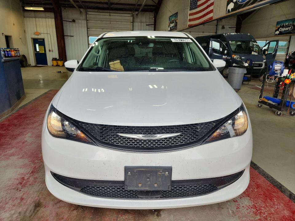 Продажа на аукционе авто 2023 Chrysler Voyager, vin: 2C4RC1CG1PR564396, номер лота: 62677296