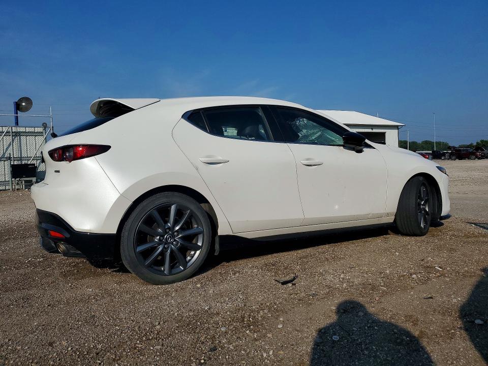 Продаж на аукціоні авто 2020 Mazda 3, vin: JM1BPBLM1L1158814, номер лоту: 61774326