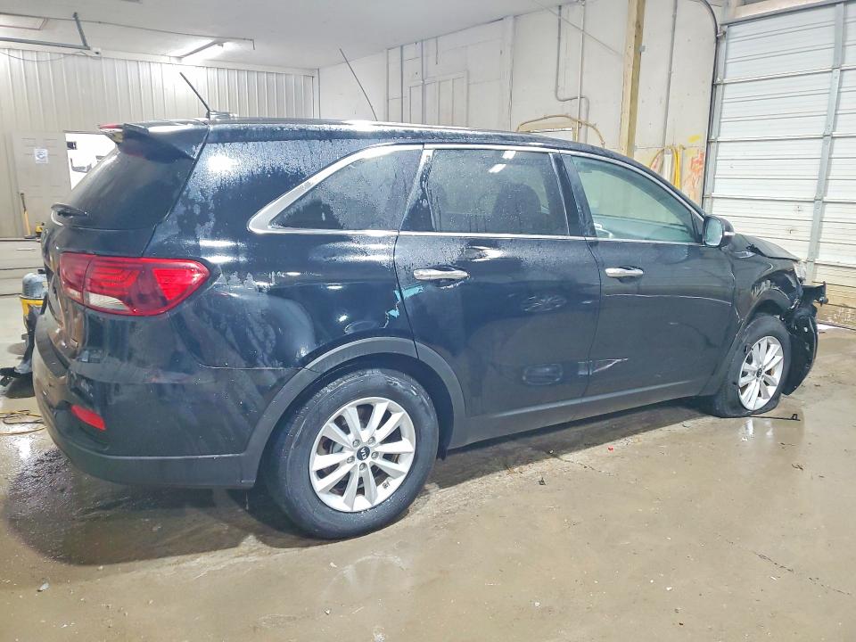 2019 Kia Sorento მანქანა იყიდება აუქციონზე, vin: 5XYPG4A35KG581969, აუქციონის ნომერი: 59622386